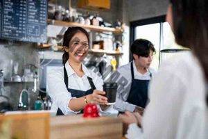 3 Metrik Bentuk Penilaian Kinerja Karyawan Restoran Untuk Peningkatan Produktivitas